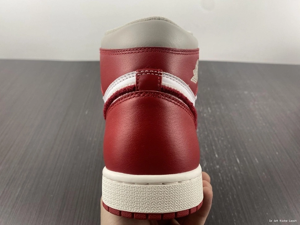 High Chenille (W) Newstalgia 1  DJ4891-061 Jordan OG 1013